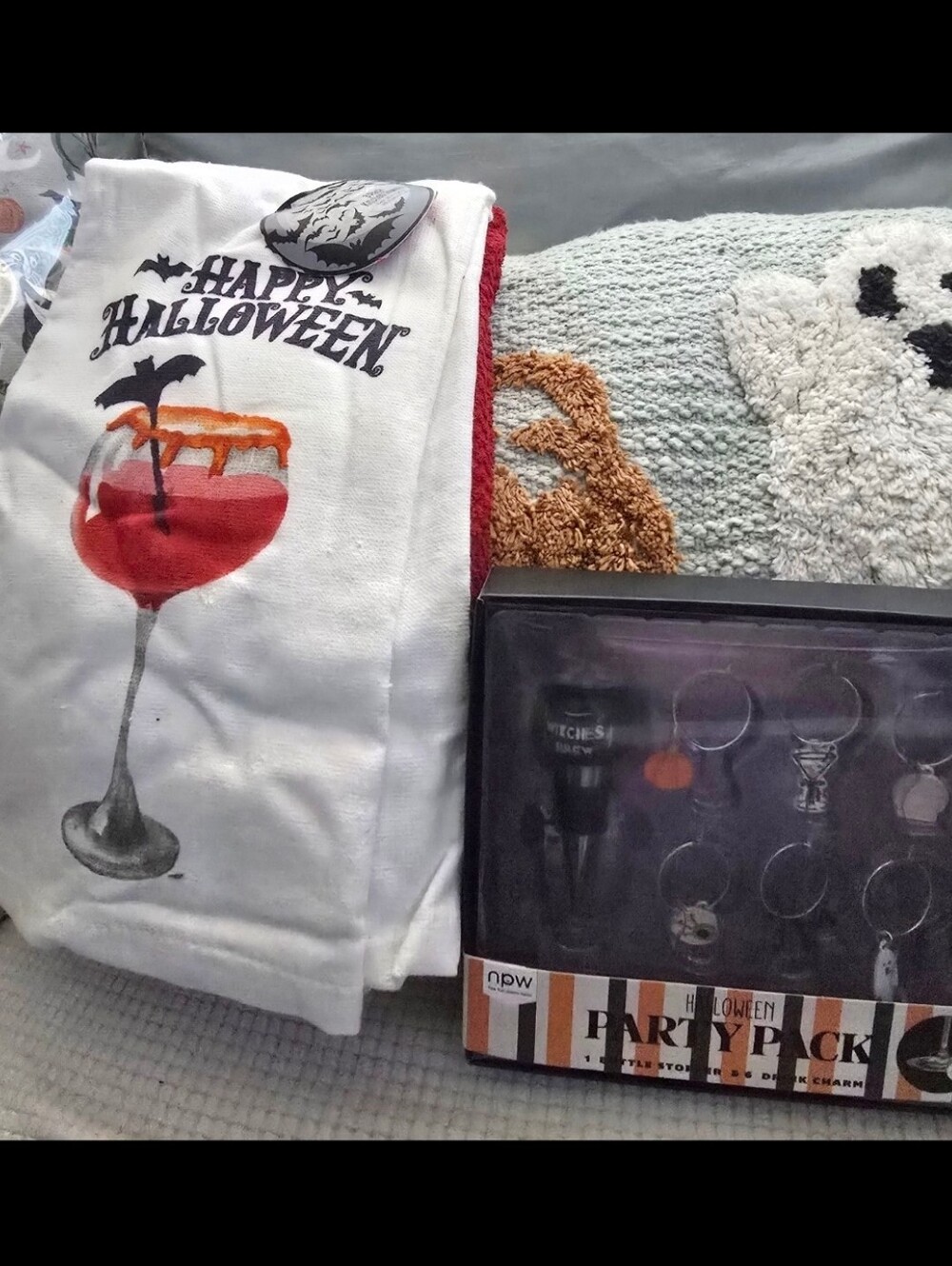 3 Pc Halloween Blood Wine Towel, 7 Pc Wine Rings Bottle Topper